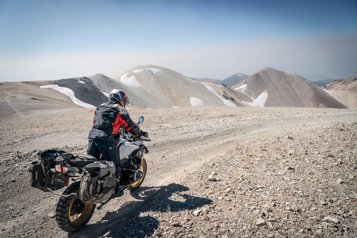 BMW Motorrad USA and Backcountry Discover Routes Unveil New Northern  California BDR Route • Total Motorcycle