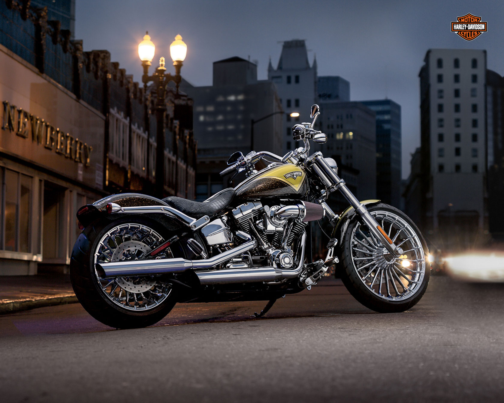 2013 Harley Davidson Fxsbse Cvo Breakout Review
