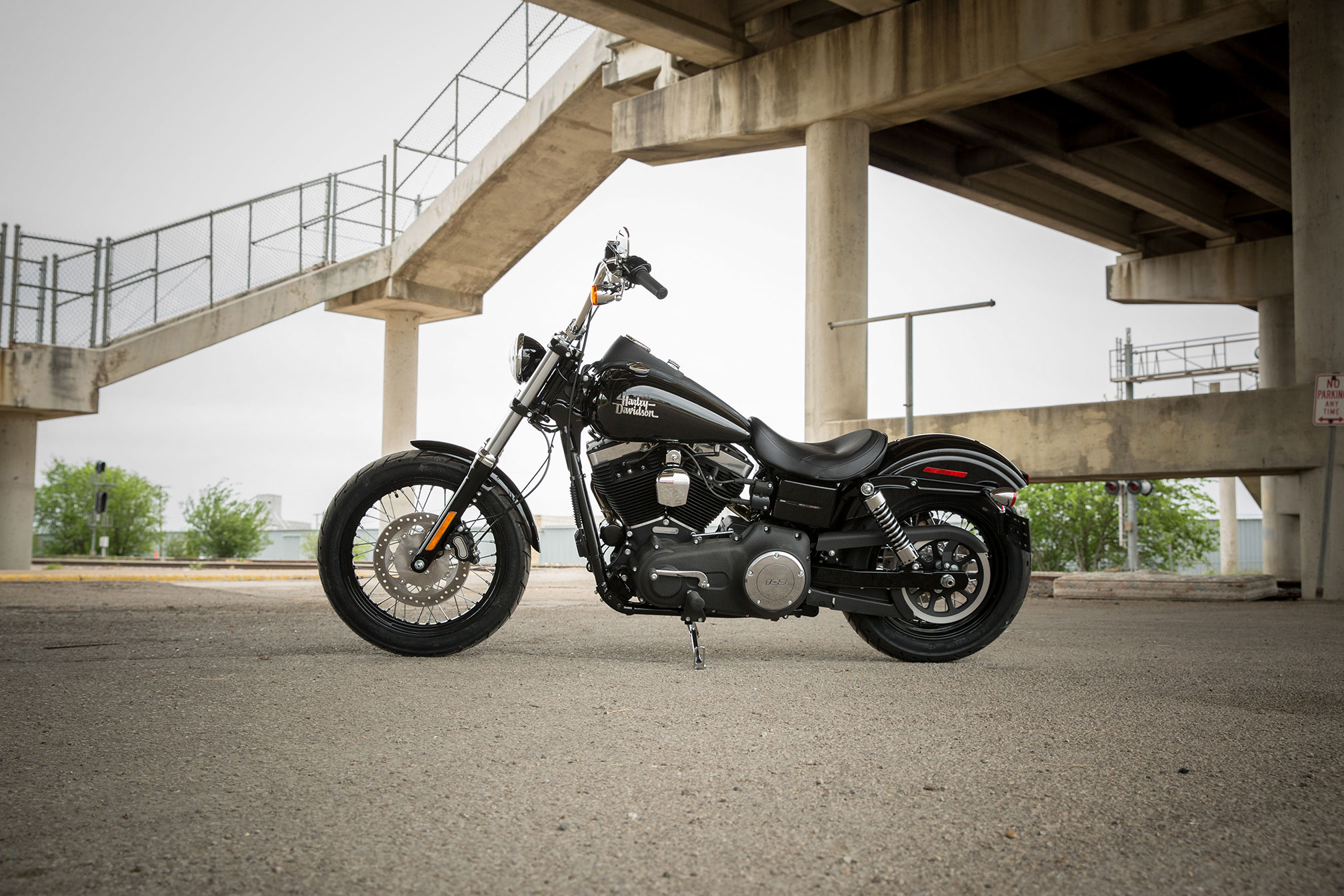 2016 Harley Davidson Dyna Street Bob Review