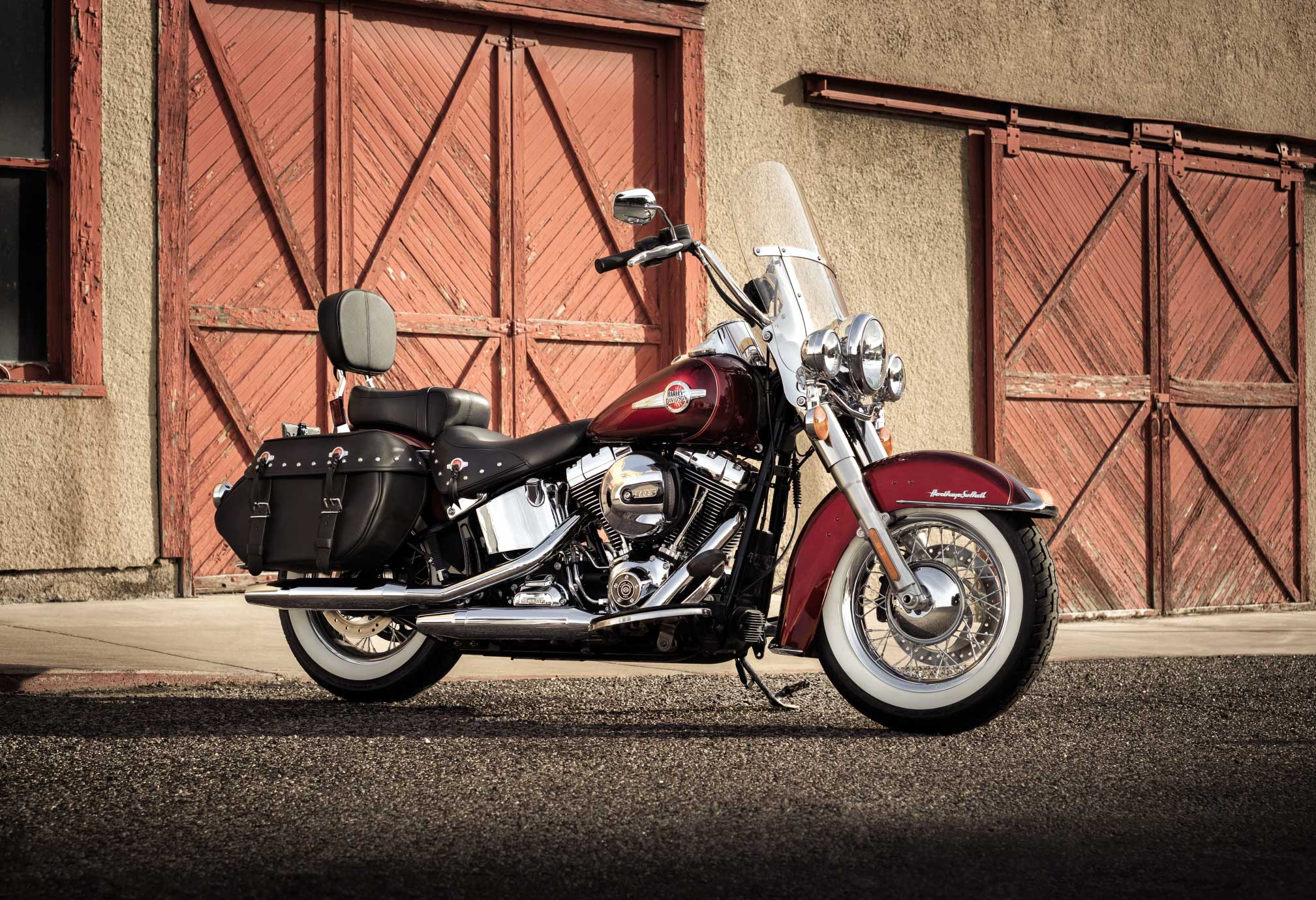 2017 Harley Davidson Heritage Softail Classic Review