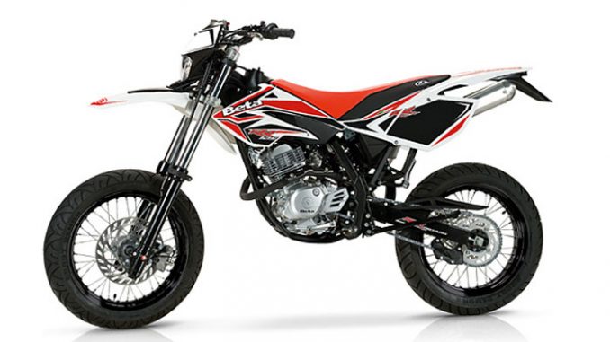 2013 Beta RR 125 4T Motard Review