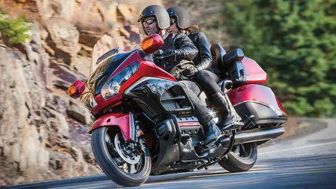 2016 Honda Gold Wing GL1800 Audio Comfort Navi XM Review