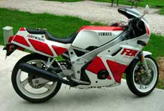 1988 Yamaha FZR 400