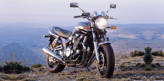 2002 Yamaha XJR1300