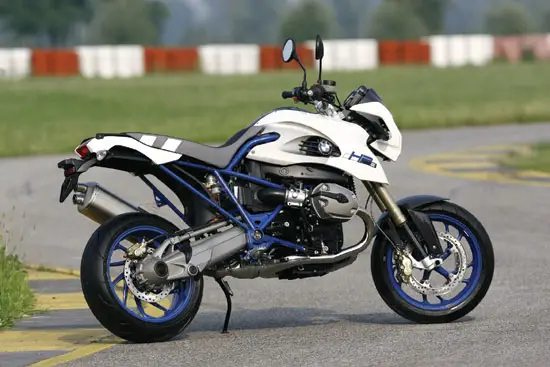 2009 BMW HP2 Megamoto 