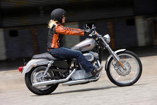 2009 Harley-Davidson Sportster 883 Custom XL883C 