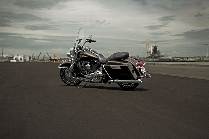 2013 Harley-Davidson FLHR Road King 