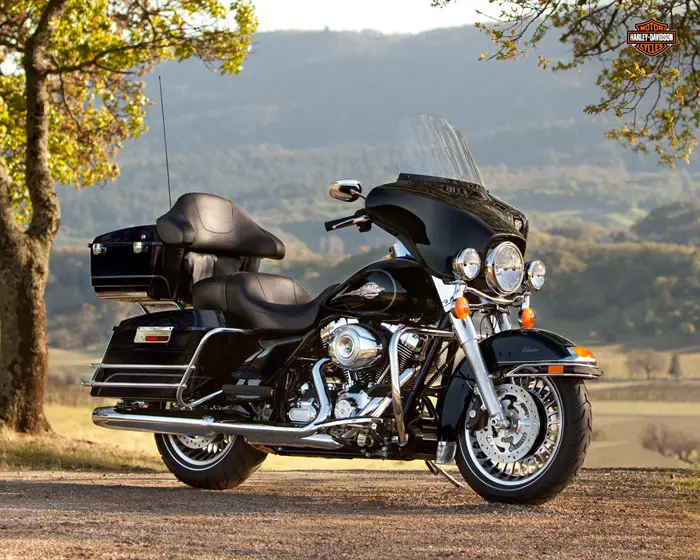 2013 Harley-Davidson FLHTC Electra Glide Classic 