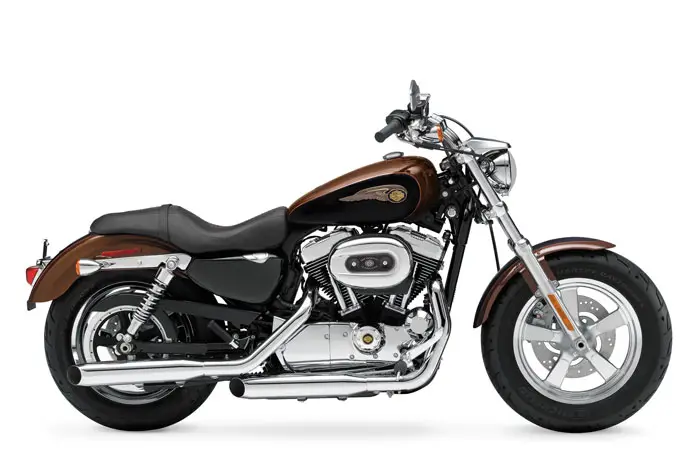 2013 Harley-Davidson XL1200C Sportster 1200 Custom 