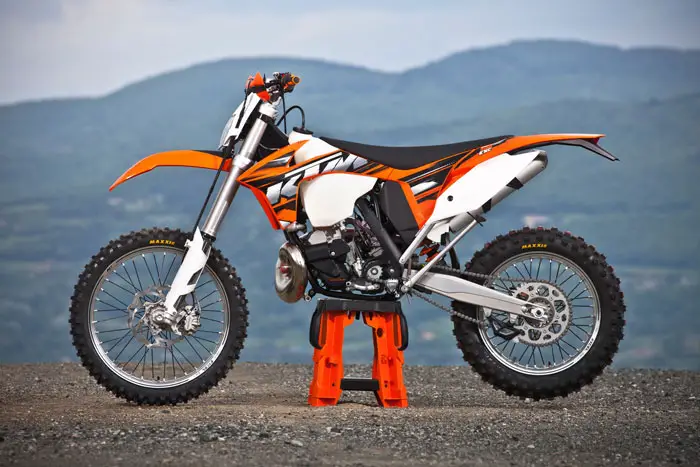 2013 KTM 300EXC Review