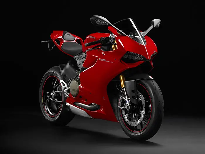 2014 Ducati Superbike 1199 Panigale S Review