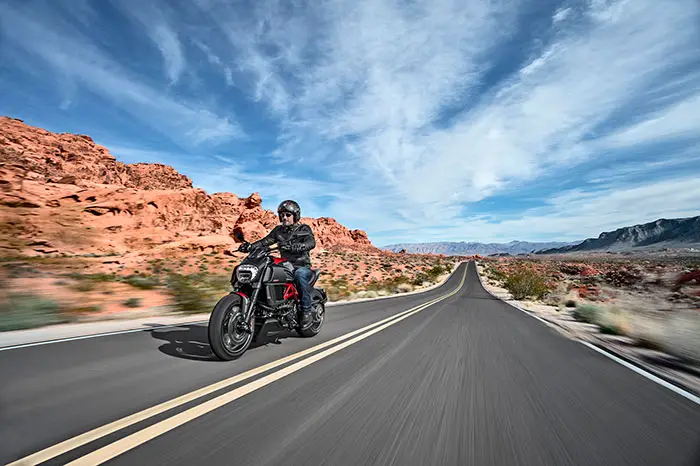 2015 Ducati Diavel Carbon 
