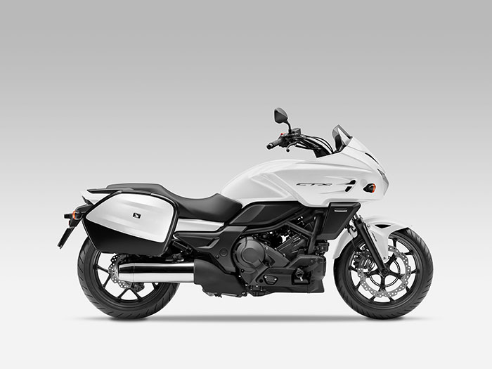 2016 honda ctx700n