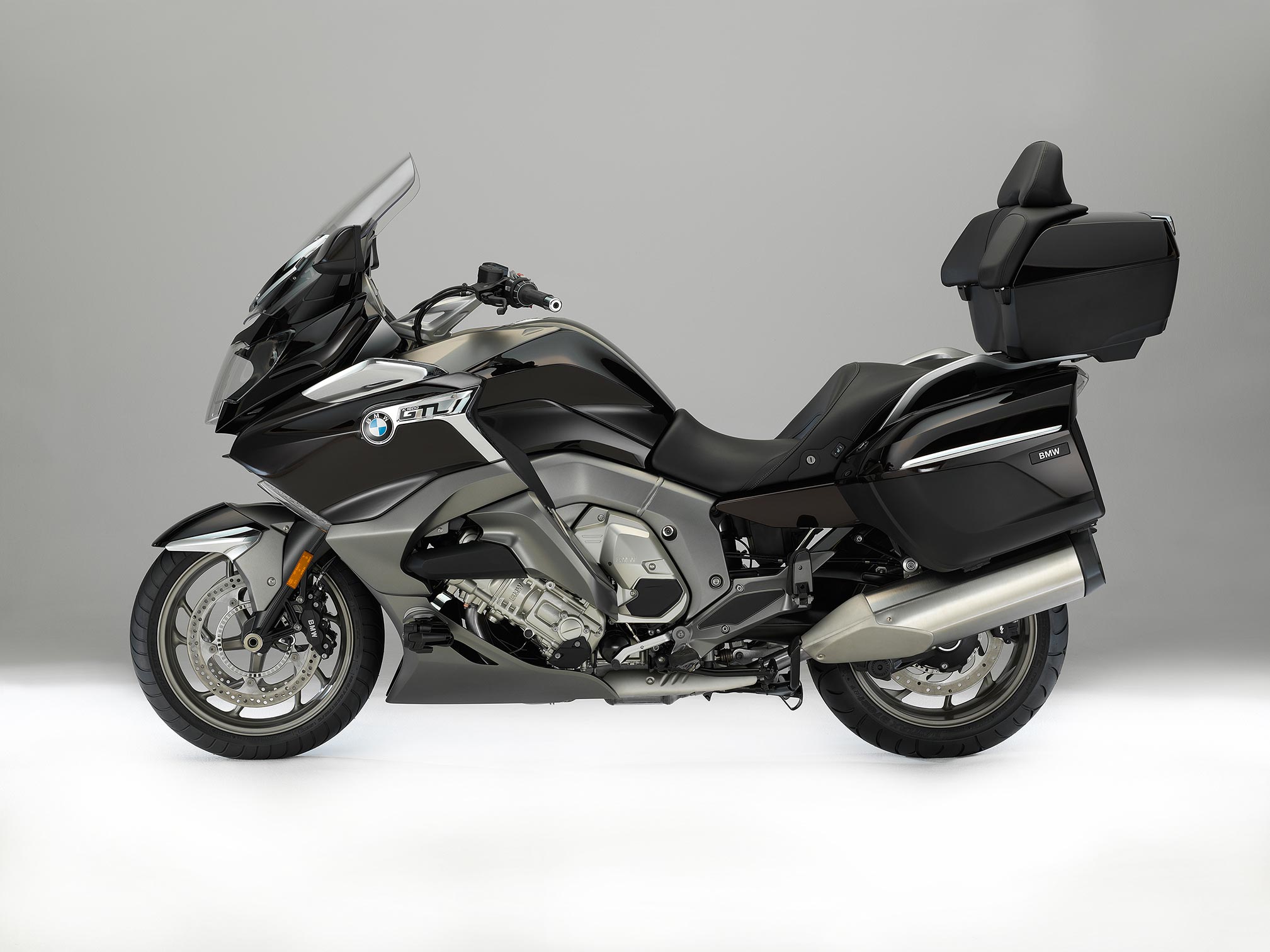 2017 BMW K1600GTL Review