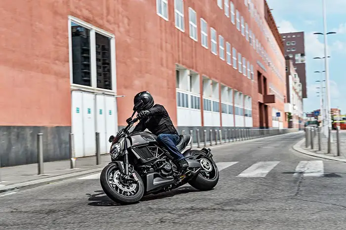 2017 Ducati Diavel Carbon