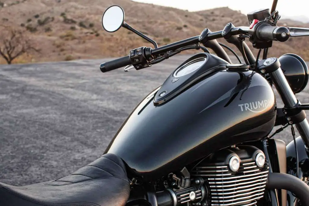 2018 Triumph Thunderbird Nightstorm