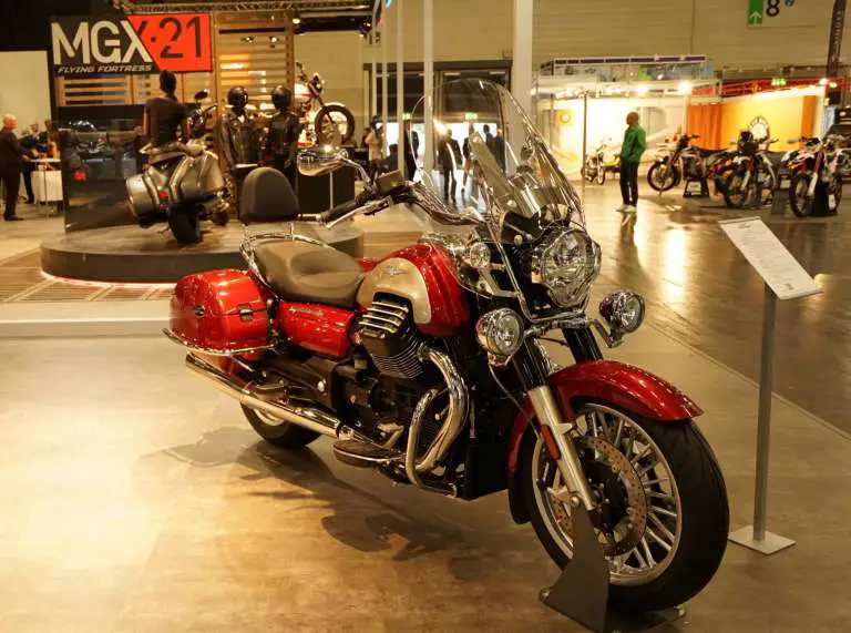 moto guzzi california 2019