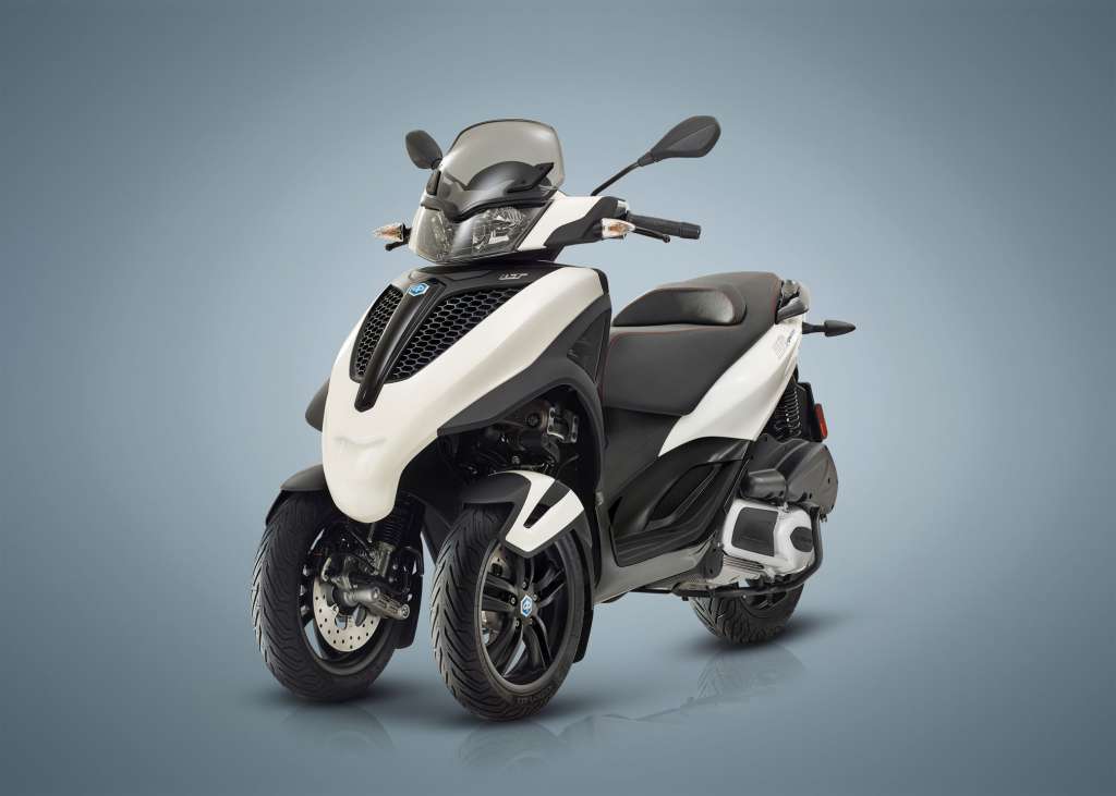 2018 Piaggio MP3 300 Yourban Sport LT Review • Total Motorcycle