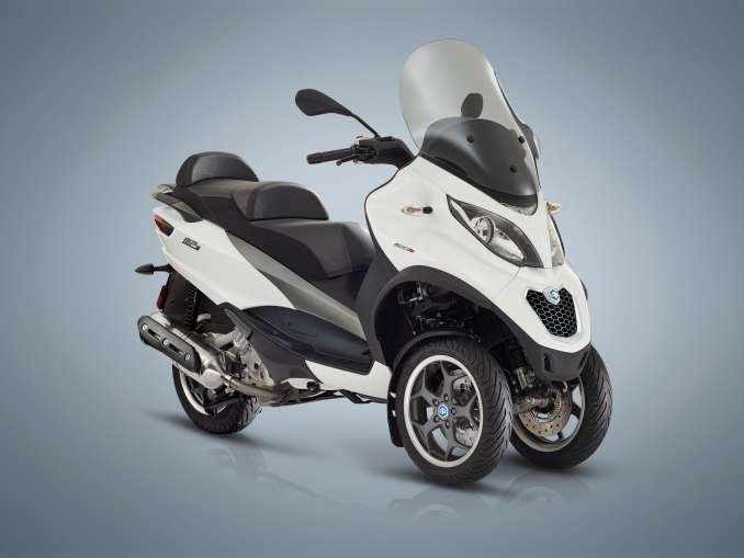 2018 Piaggio MP3 500 Sport LT ABS/ASR Review • Total Motorcycle