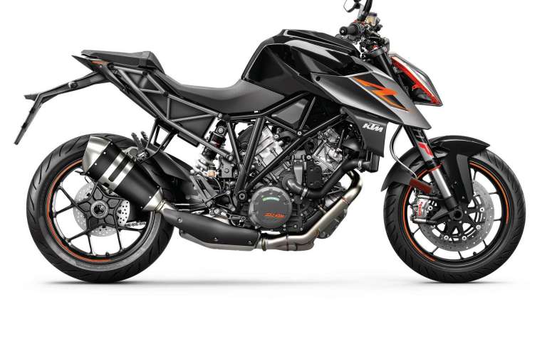 2018 KTM 1290 Super Duke R Review • Total Motorcycle