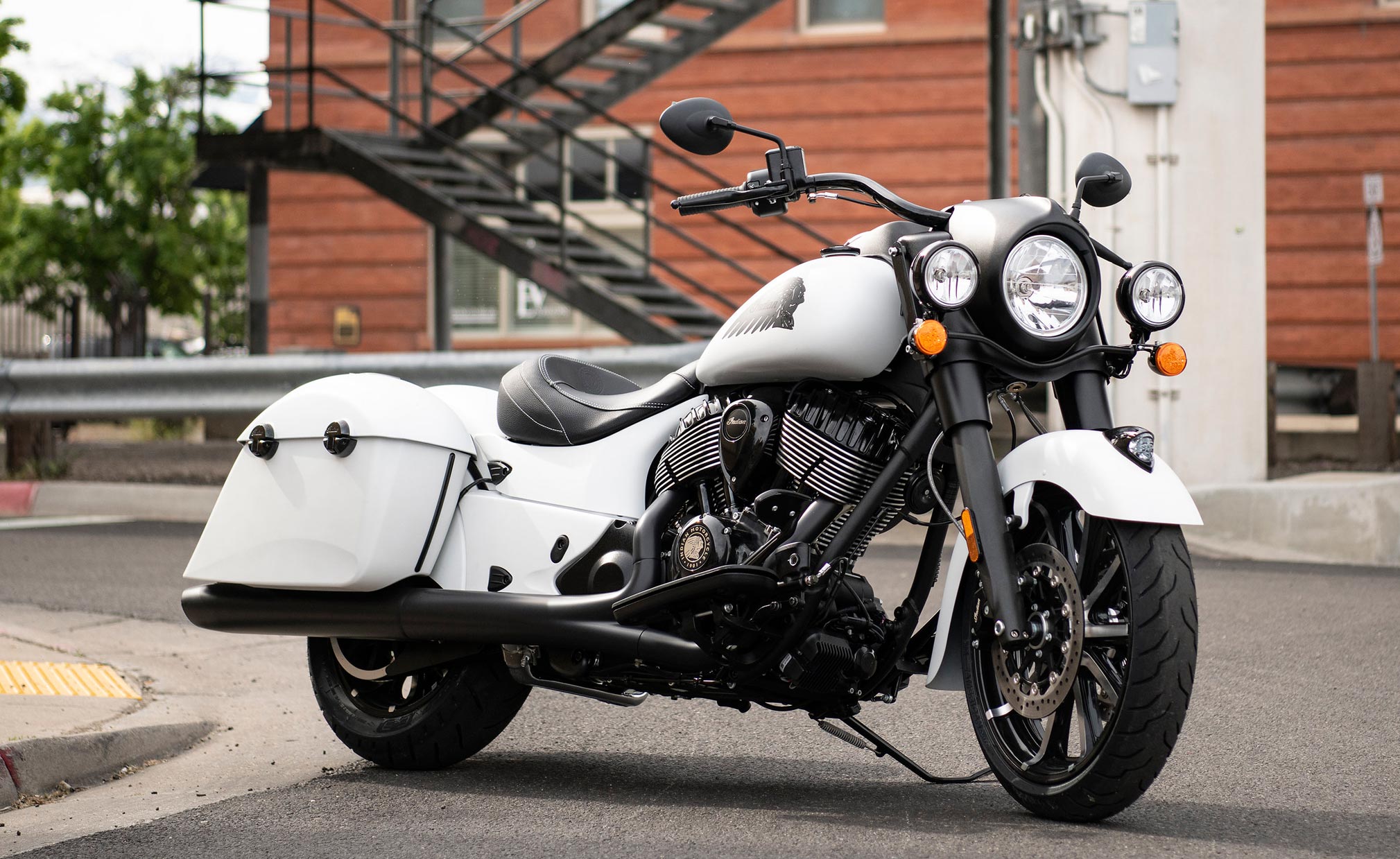 2019 Indian Springfield Dark Horse Guide • Total Motorcycle