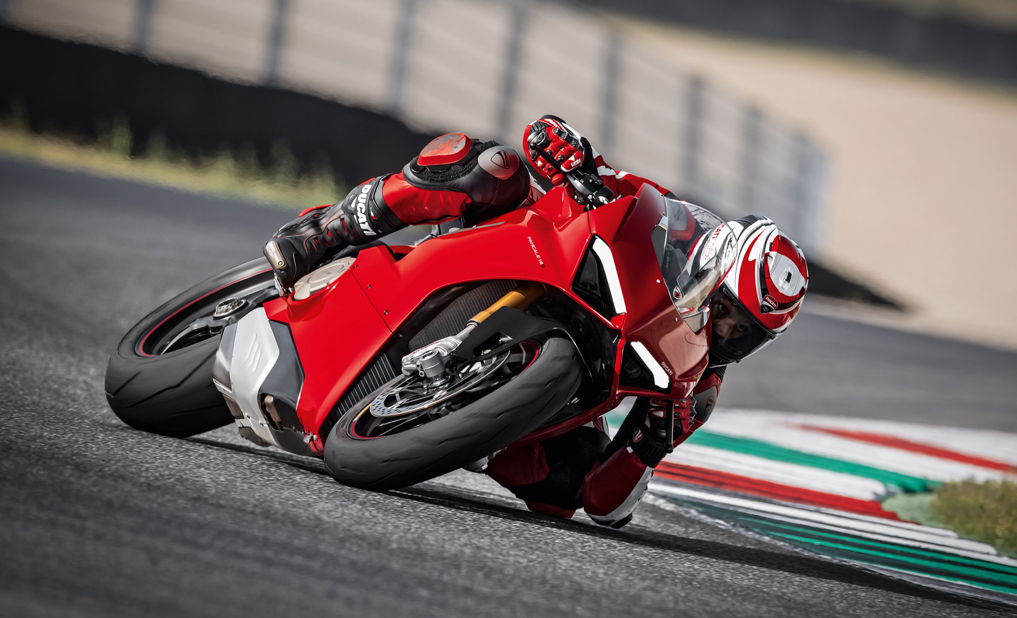 2019 Ducati Panigale V4S Guide • Total Motorcycle