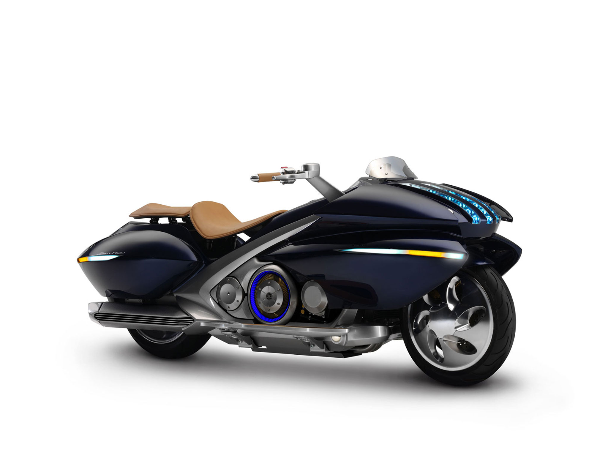 Motor aus. Piaggio mp3 Hybrid. Новый мотоцикл Ямаха=а Нанао будущего.