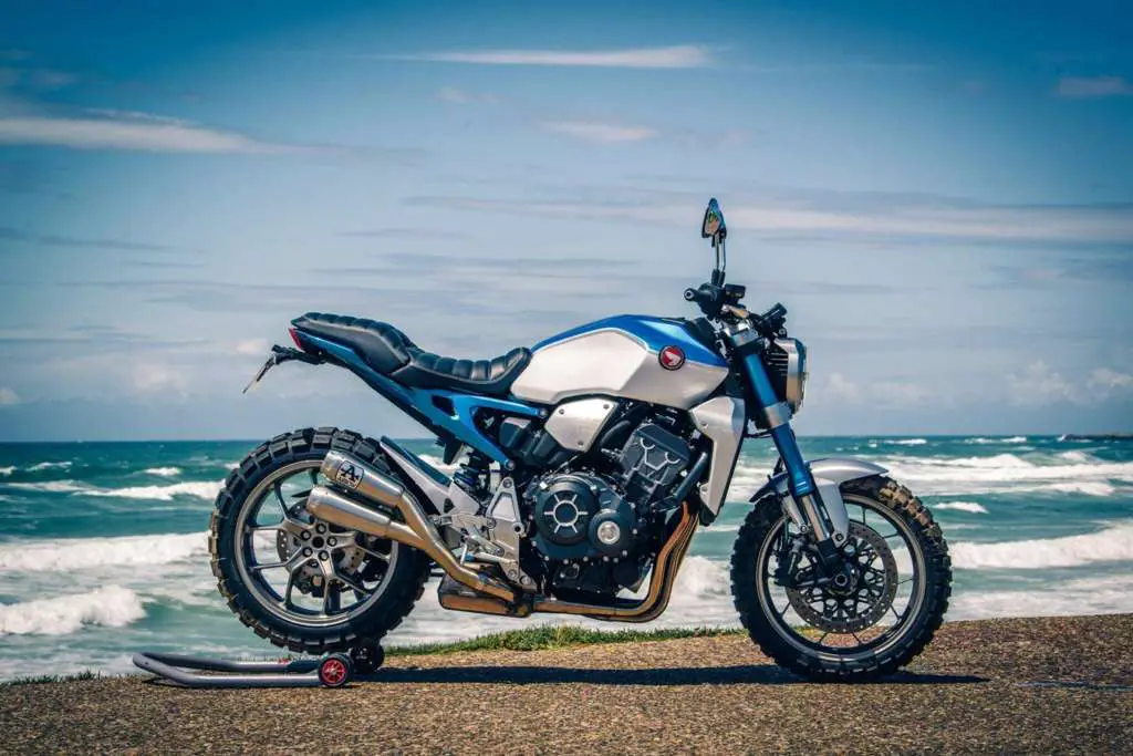 Inspiration Friday: 12 Inspiring Inline-4 Bikes seen at WHEELS AND WAVES 2019