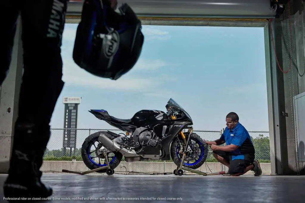 2020 Yamaha YZF-R1M