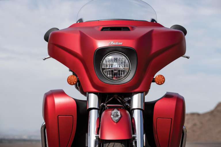 2020 Indian Roadmaster Dark Horse Guide • Total Motorcycle