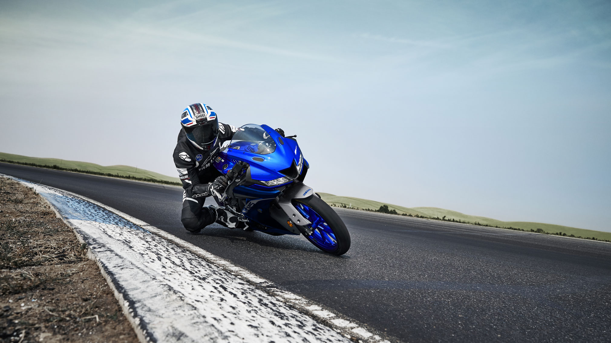 2020 Yamaha YZF-R125 Guide • Total Motorcycle