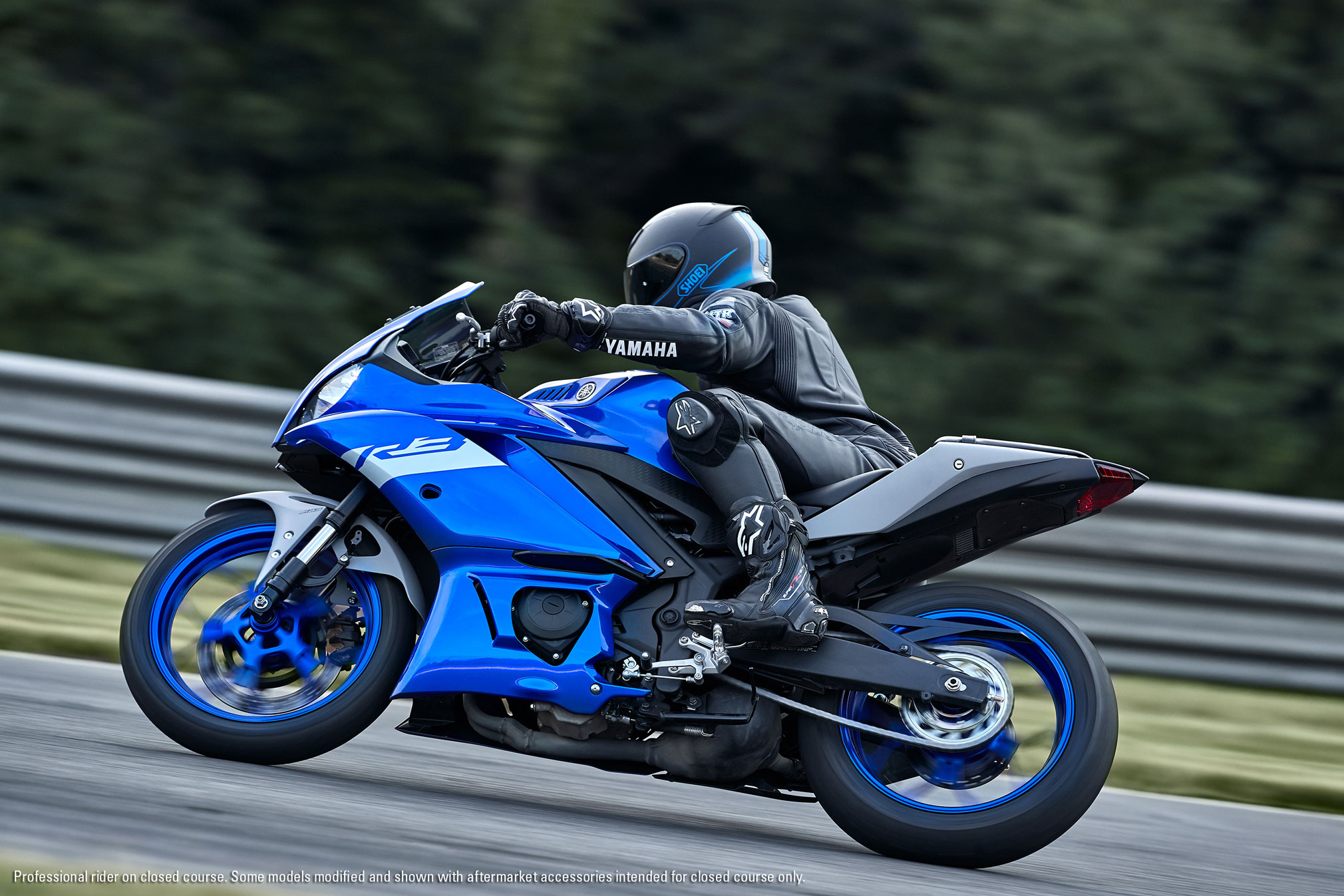 2020 Yamaha YZFR3 Guide • Total Motorcycle