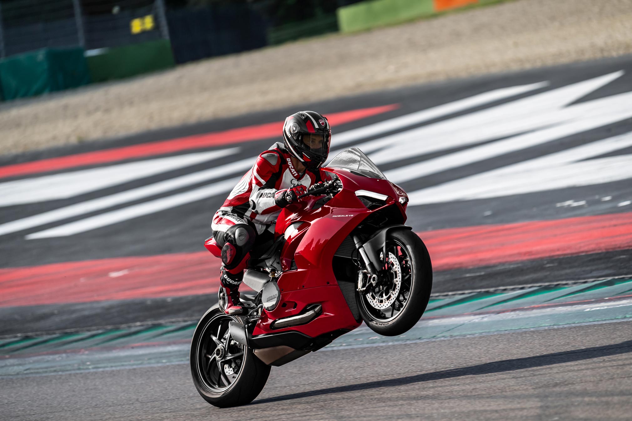 2020 Ducati Panigale V2 Guide • Total Motorcycle