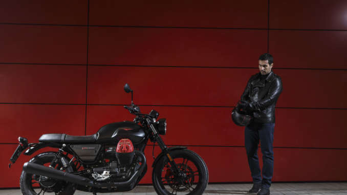 2020-Moto-Guzzi-V7-III-Carbon4 2020 Moto Guzzi V7 III Carbon
