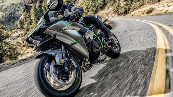 2021 Kawasaki Ninja H2 Carbon