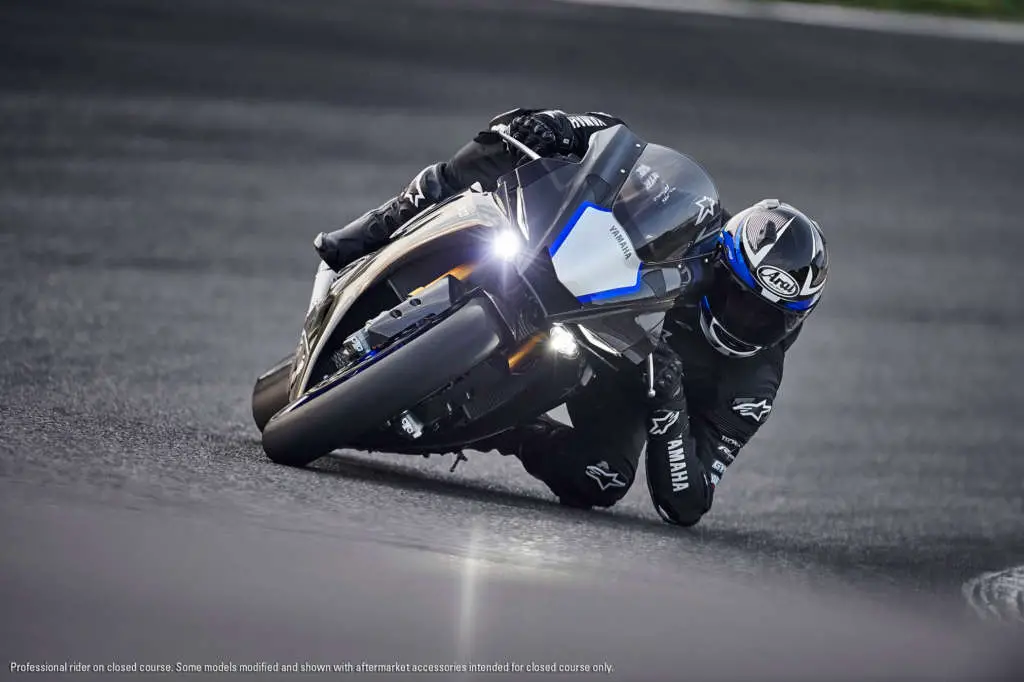 2021 Yamaha YZF-R1M