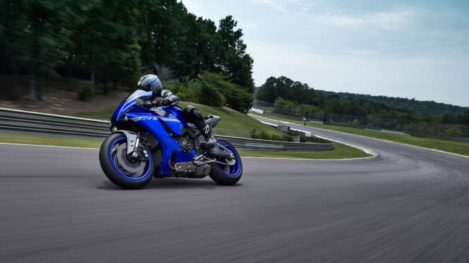 2021 Yamaha YZF-R1 Guide • Total Motorcycle