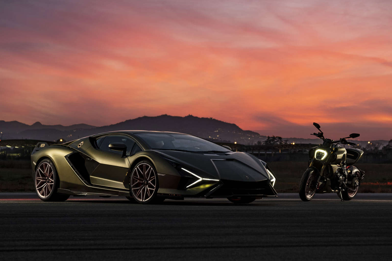 2021 ducati diavel lamborghini edition