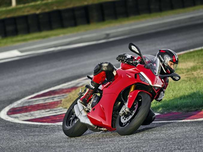 2021 Ducati SuperSport 950 Guide • Total Motorcycle