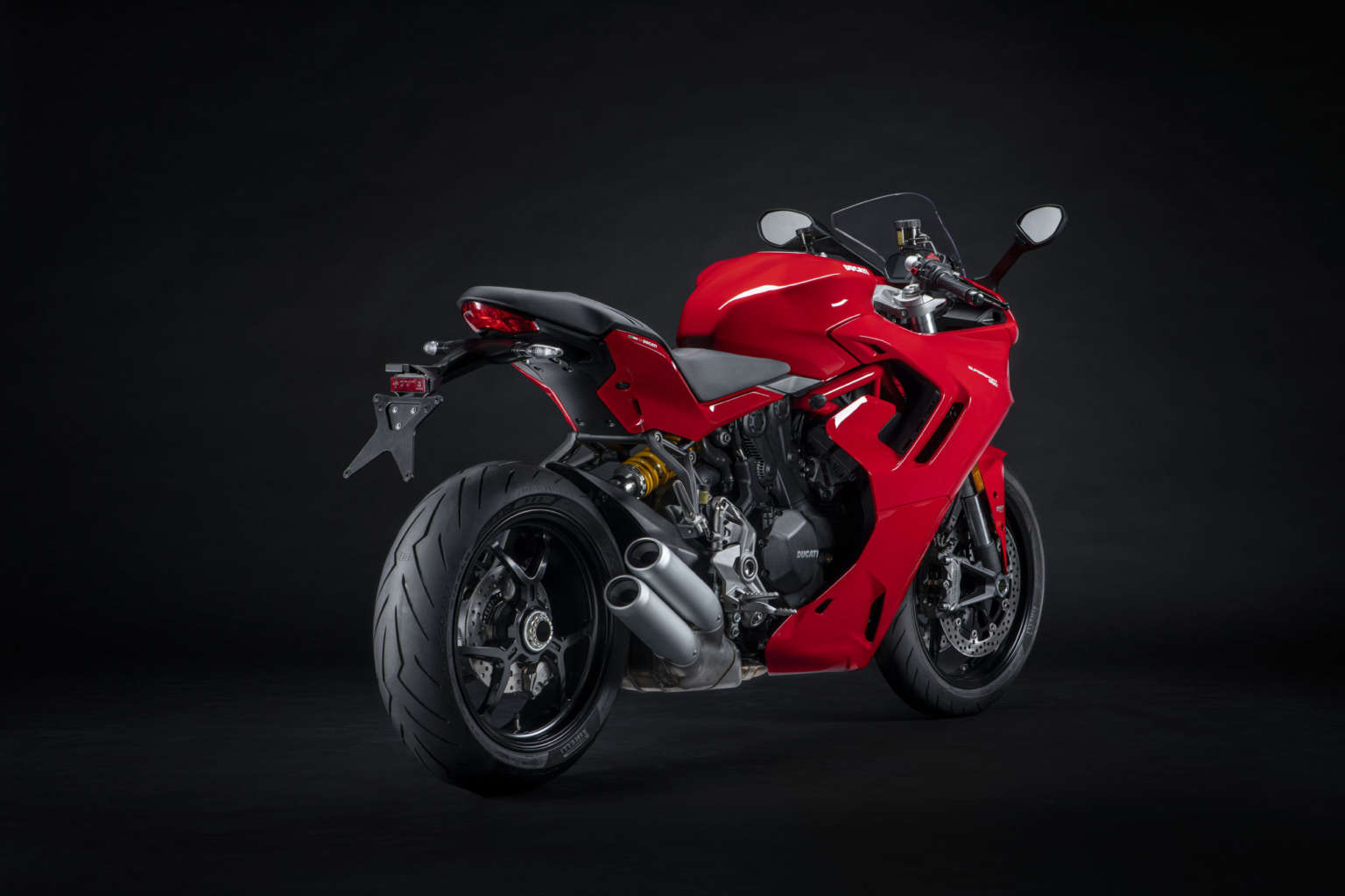 2021 ducati supersport