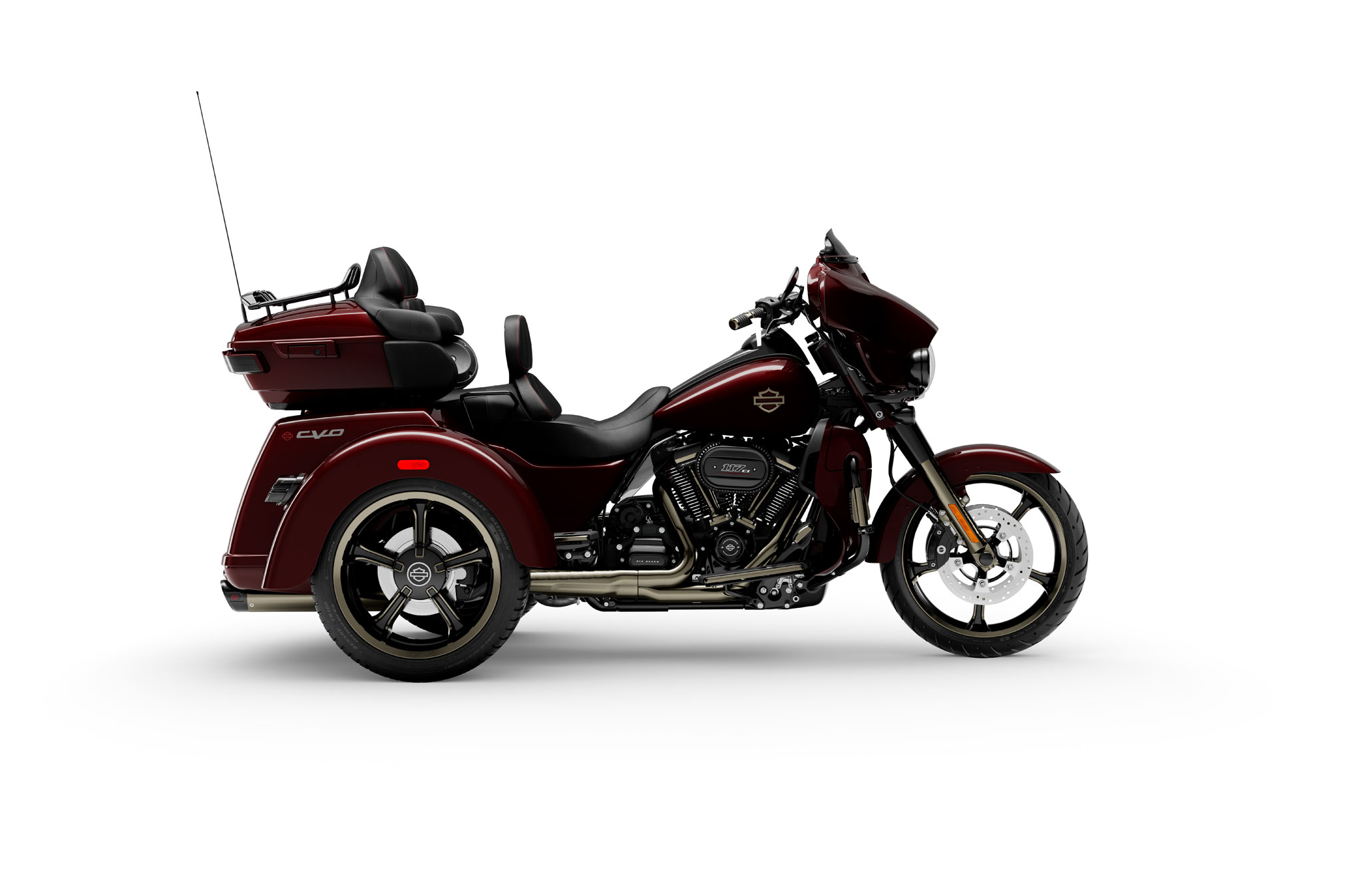 2021 Harley-Davidson CVO Tri Glide Guide • Total Motorcycle