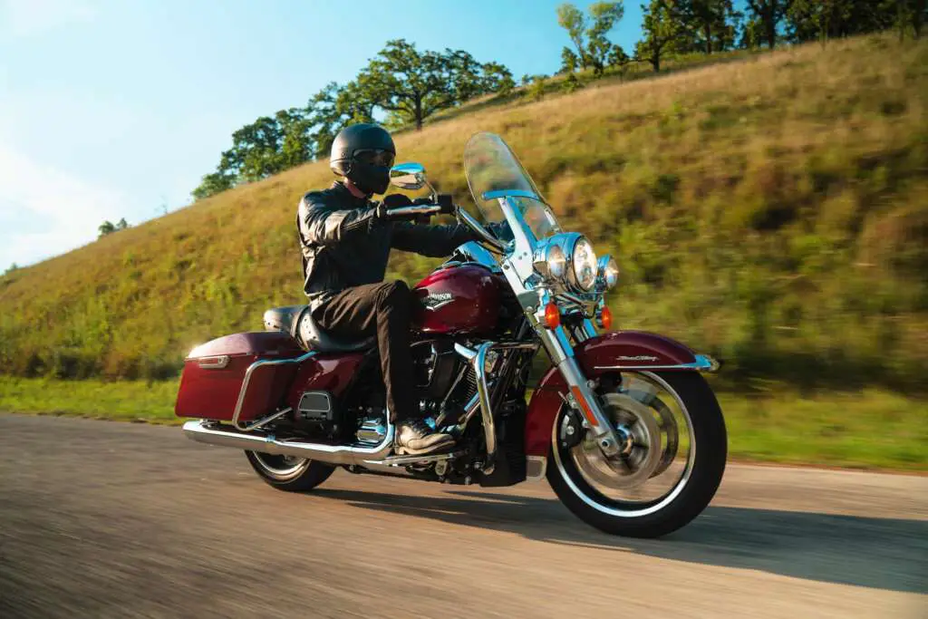 2021 Harley-Davidson Road King Guide • Total Motorcycle