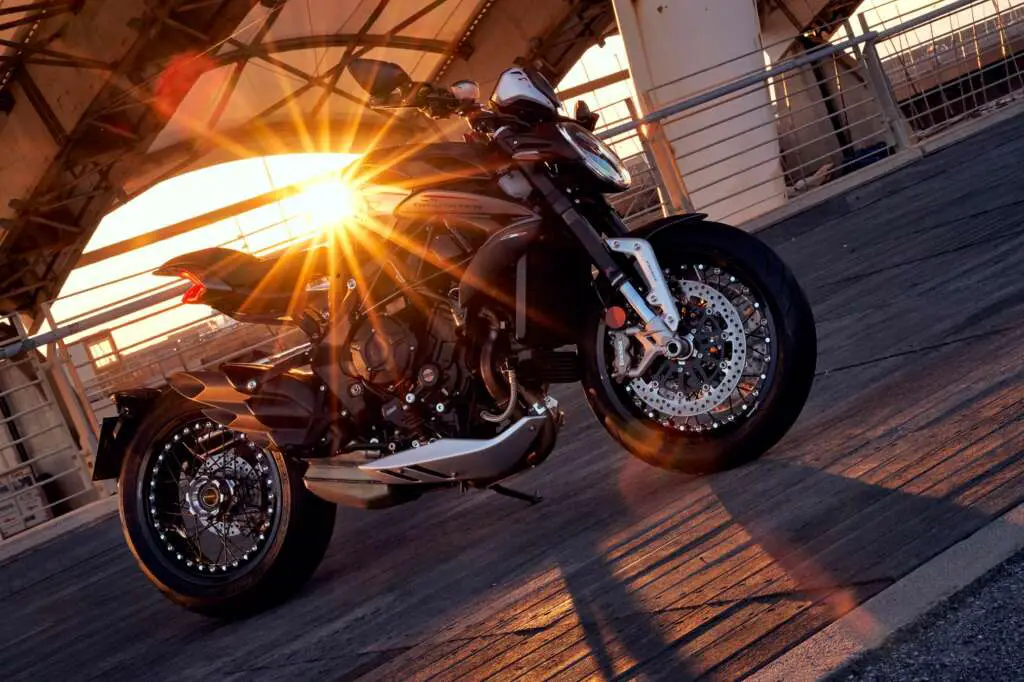 2021 MV Agusta Dragster RR