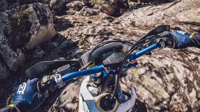 2022-Husqvarna-TE250i1 2022 Husqvarna TE250i