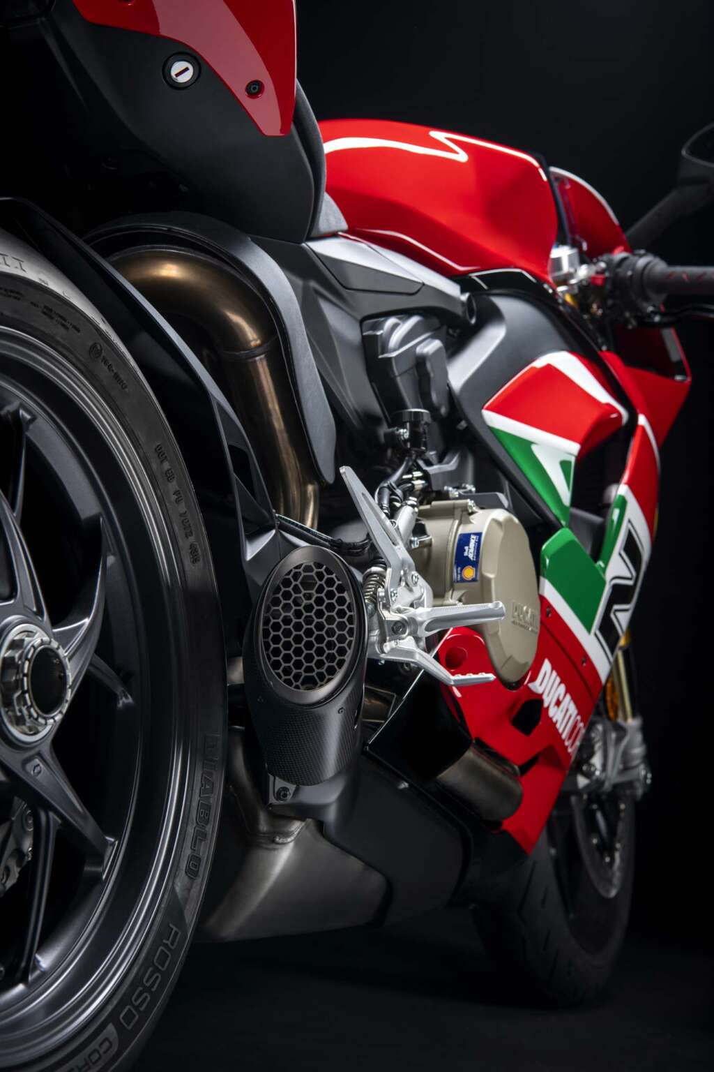 2022 Ducati Panigale V2 Bayliss Guide • Total Motorcycle