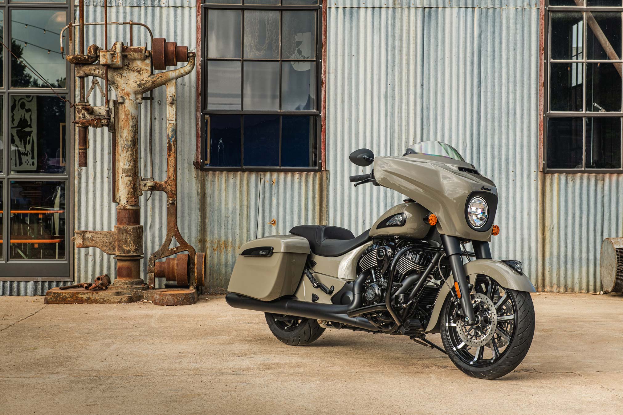 2022 Indian Chieftain Dark Horse Guide • Total Motorcycle