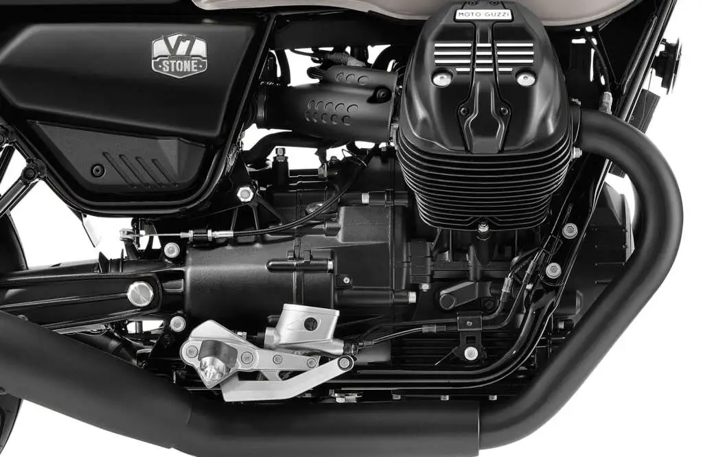 2022 Moto Guzzi V7 850