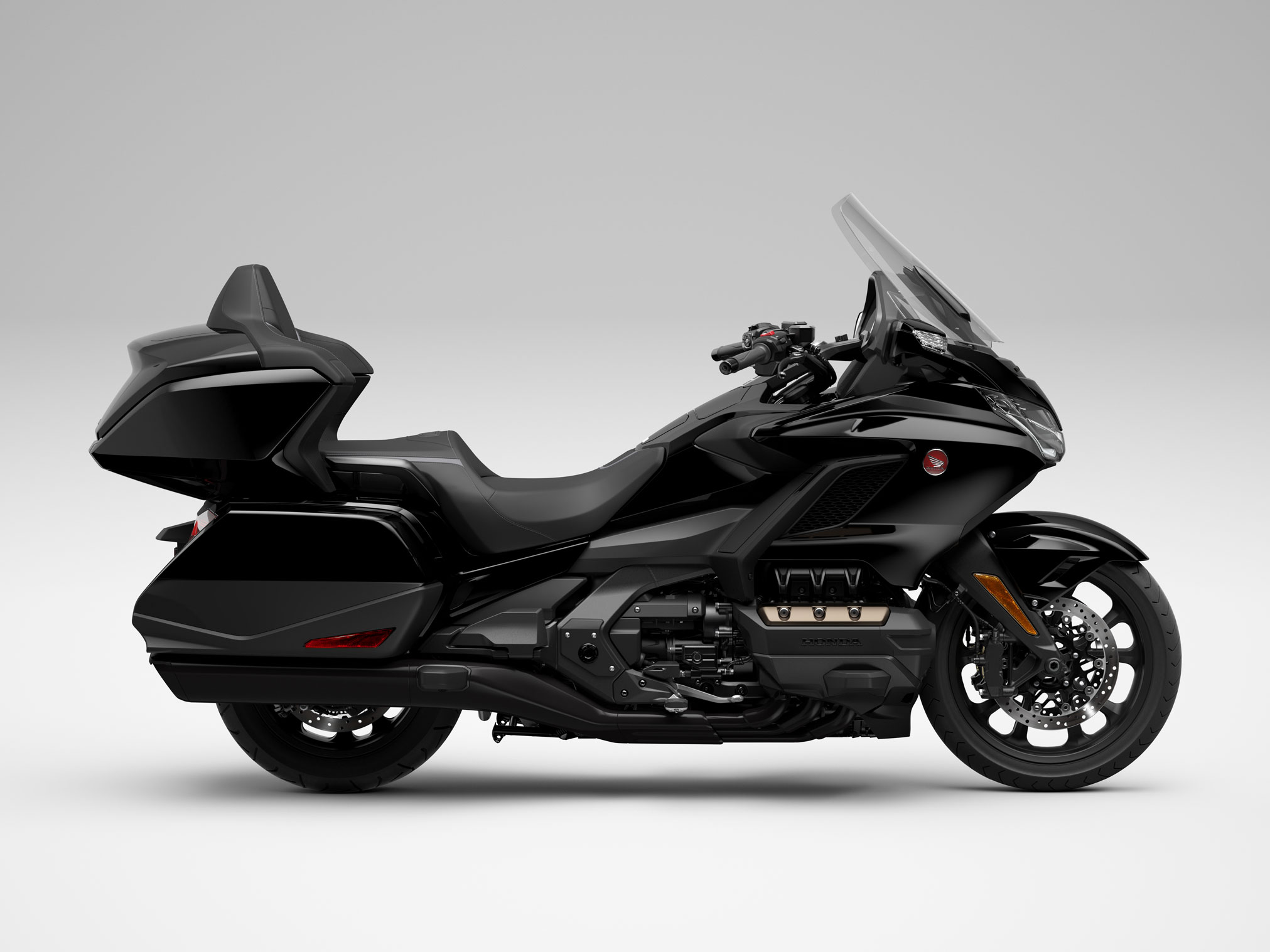 2023 Honda Gold Wing Tour Guide • Total Motorcycle