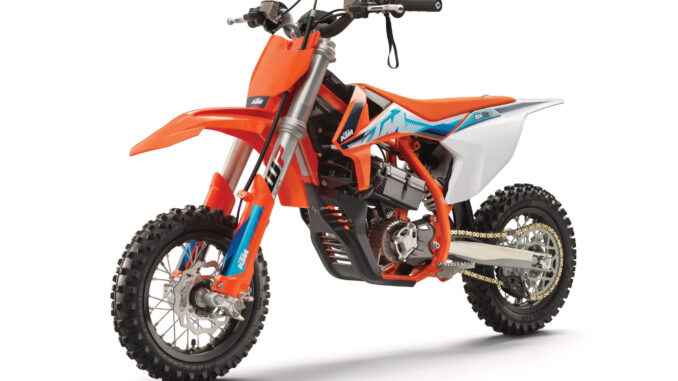 2023 KTM SX-E3