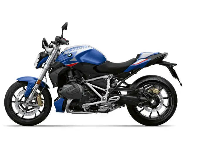 2024 BMW R1250RT Guide • Total Motorcycle